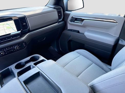 Used 2026 Chevrolet Silverado 1500 RST AWD/4WD image 27