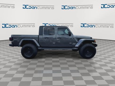Used 2021 Jeep Gladiator Overland w/ Popular Equipment Package AWD/4WD image 2