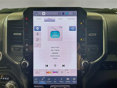 Used 2025 RAM 1500 Laramie w/ Night Edition image 17