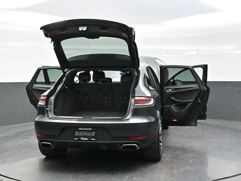 Used 2020 Porsche Macan AWD/4WD image 43