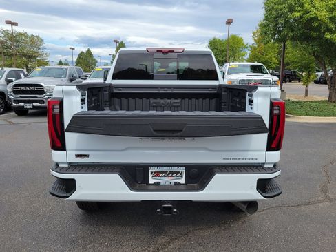 New 2026 GMC Sierra 3500 Denali Ultimate AWD/4WD image 10
