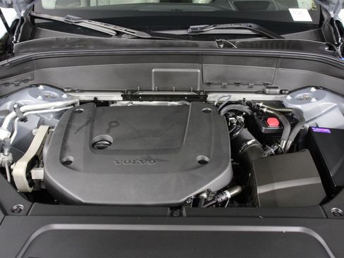 Certified 2023 Volvo XC90 B6 Ultimate image 24