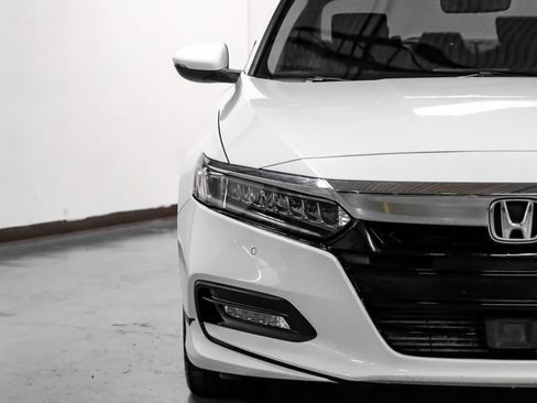 Used 2019 Honda Accord Touring image 42