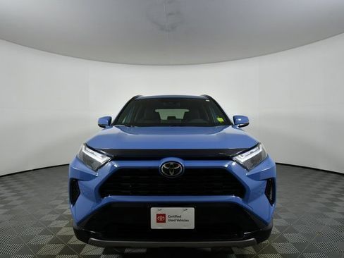 Used 2025 Toyota RAV4 SE image 7
