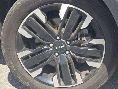 Used 2023 Kia Telluride SX Prestige image 11