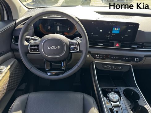 New 2026 Kia Carnival EX FWD image 15