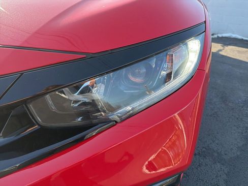 Used 2020 Honda Civic Sport image 9