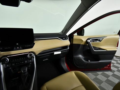 New 2025 Toyota RAV4 XLE Premium image 20