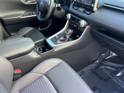 Certified 2022 Toyota RAV4 XSE image 15