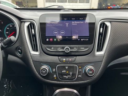 Used 2020 Chevrolet Malibu LS w/ Driver Confidence Package II image 17