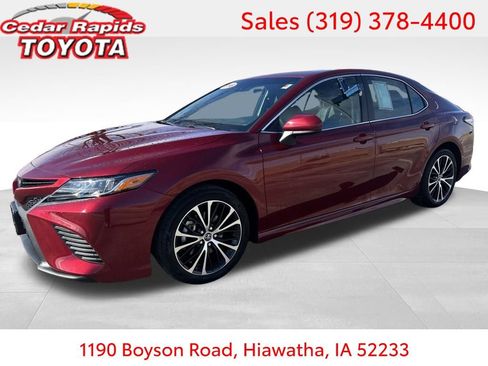 Certified 2018 Toyota Camry SE image 1