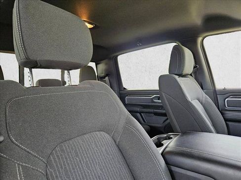 Used 2022 RAM 1500 Big Horn AWD/4WD image 18