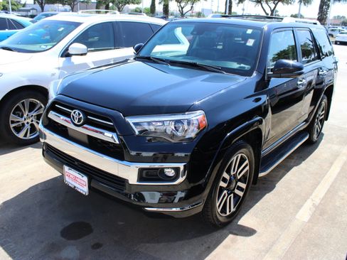 Used 2024 Toyota 4Runner Limited RWD image 5