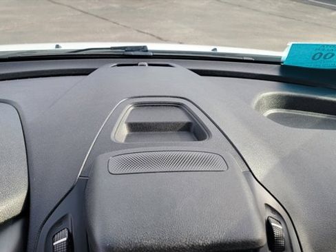 Used 2020 Ford Transit Connect XL image 14