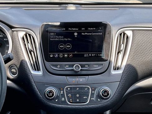 Used 2024 Chevrolet Malibu LT FWD image 11