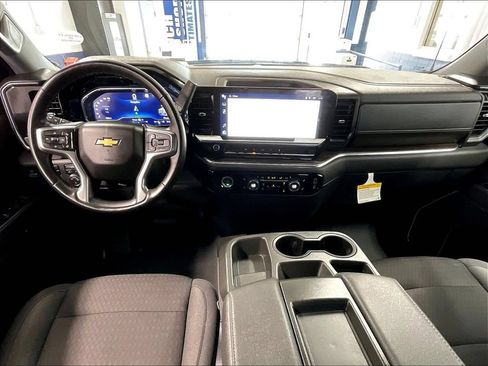 Used 2023 Chevrolet Silverado 1500 LT AWD/4WD image 21