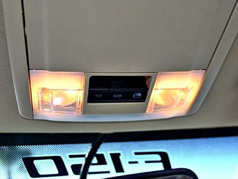 Used 2010 Ford F150 King Ranch image 28