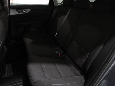 Used 2020 Kia Forte LXS image 17