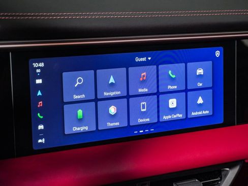 Certified 2025 Porsche Macan 4S Electric AWD/4WD image 22