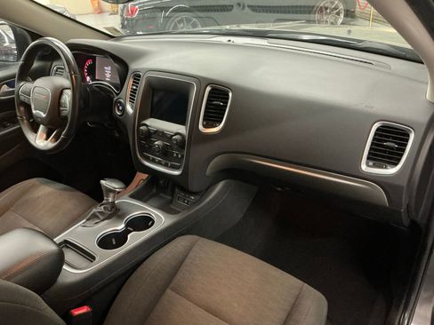 Used 2019 Dodge Durango SXT w/ 3rd Row Seating Group image 11