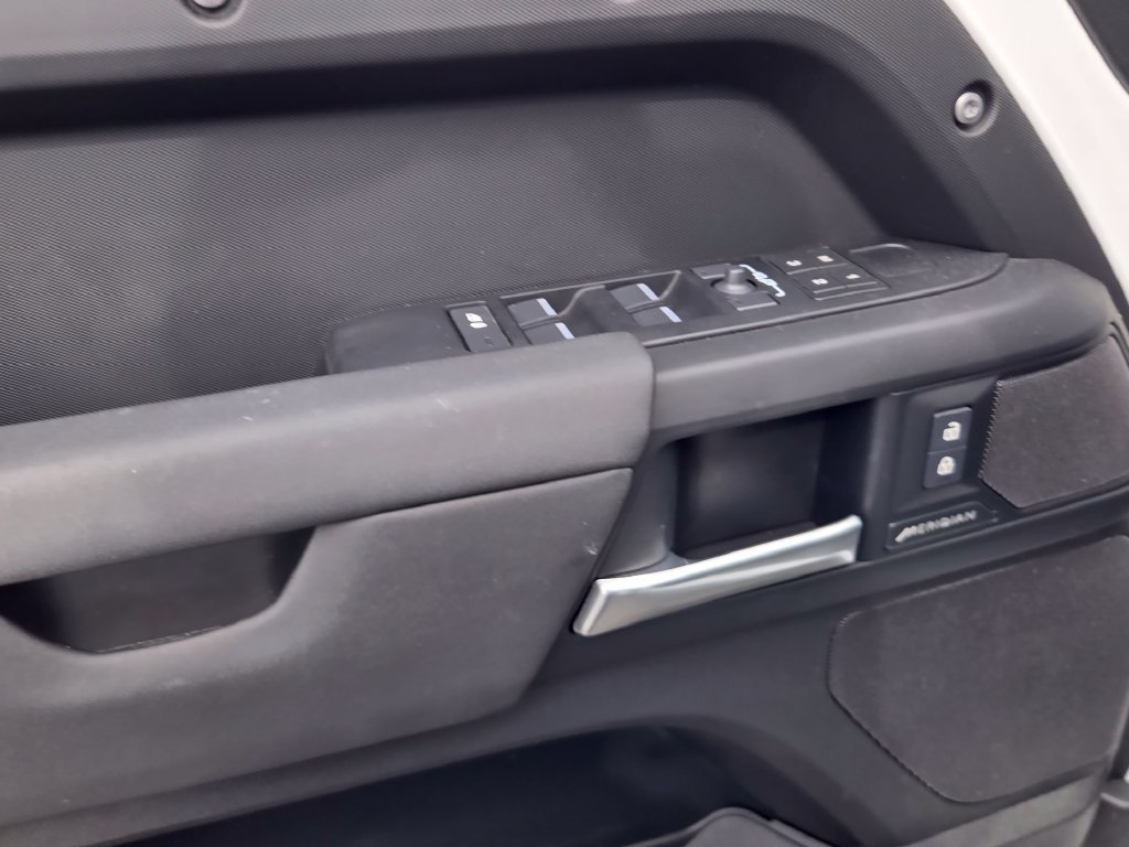 Used 2025 Land Rover Defender 110 S AWD/4WD image 23