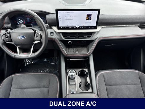 Used 2025 Ford Explorer ST w/ Sun And Sound Package AWD/4WD image 18