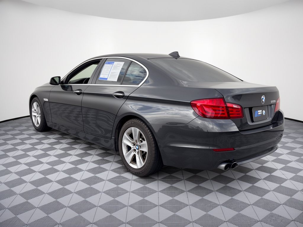 Used 2012 BMW 528i Sedan RWD image 3