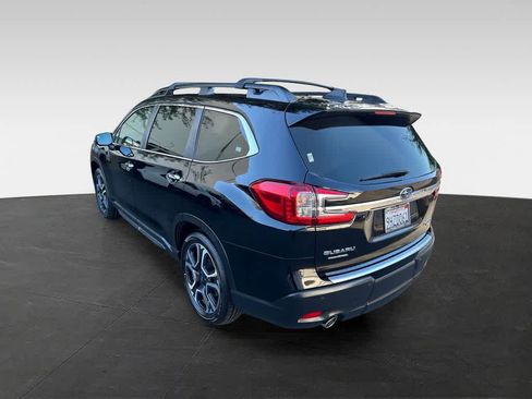Used 2023 Subaru Ascent Touring AWD/4WD image 4