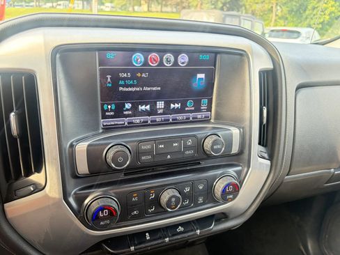 Used 2017 GMC Sierra 1500 SLE w/ SLE Value Package AWD/4WD image 30