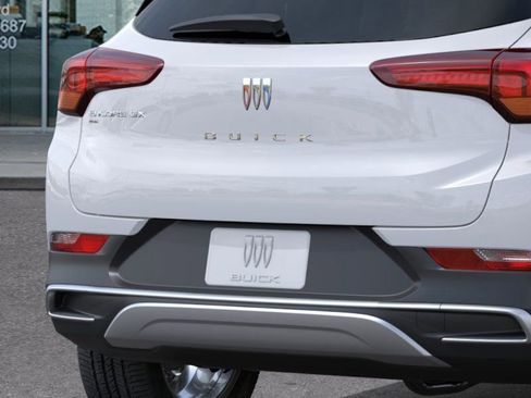 New 2026 Buick Encore GX Preferred AWD/4WD image 14
