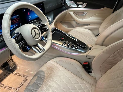 Used 2024 Mercedes-Benz AMG GT 43 image 4