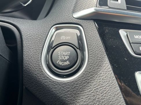 Used 2018 BMW M2 image 25