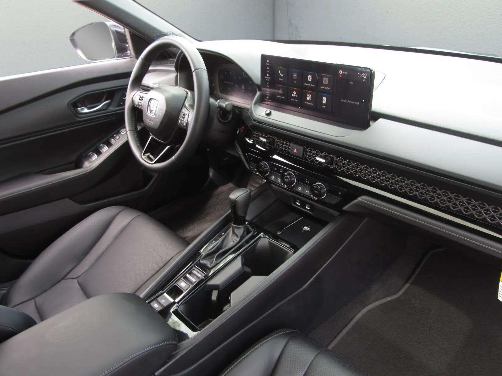 Used 2026 Honda Accord Sport image 9