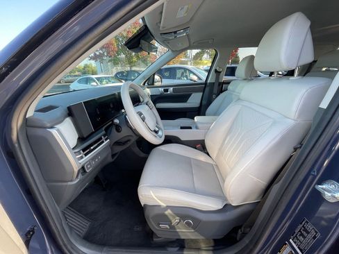 Used 2025 Hyundai Santa Fe SEL image 30