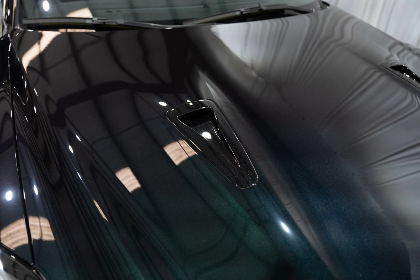 Used 2024 Nissan GT-R w/ T-Spec Takumi Edition AWD/4WD image 9