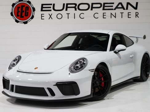 Used 2018 Porsche 911 GT3 RWD image 4