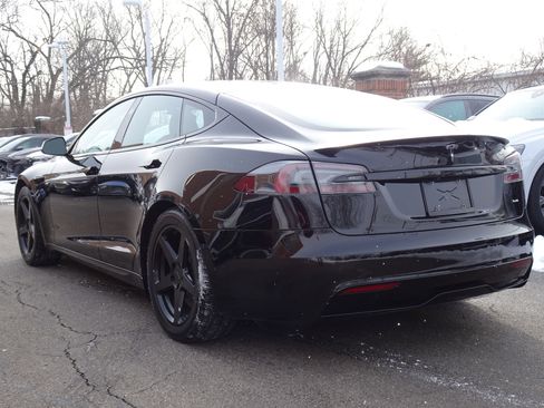 Used 2021 Tesla Model S Plaid image 3