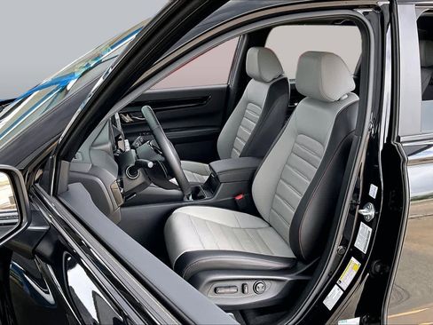 Used 2026 Honda CR-V Sport Touring image 8