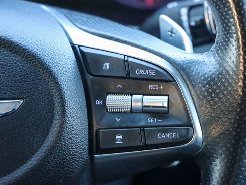 Used 2019 Genesis G70 2.0T Advanced image 28