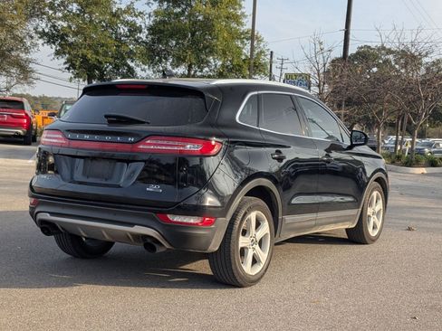 Used 2016 Lincoln MKC Premiere image 3
