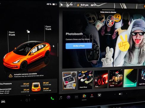 Used 2022 Tesla Model 3 Performance image 24