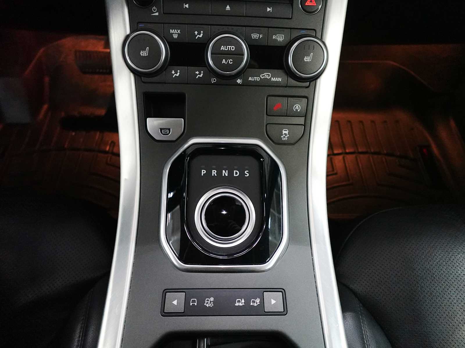 Used 2016 Land Rover Range Rover Evoque SE AWD/4WD image 23