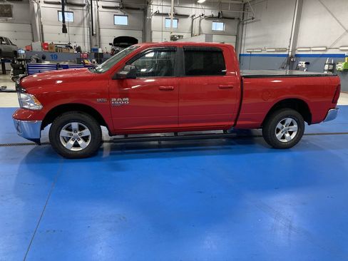 Used 2019 RAM 1500 Classic SLT AWD/4WD image 4