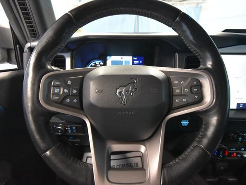 Used 2022 Ford Bronco Outer Banks AWD/4WD image 9