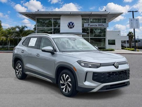 Certified 2026 Volkswagen Tiguan S FWD image 1