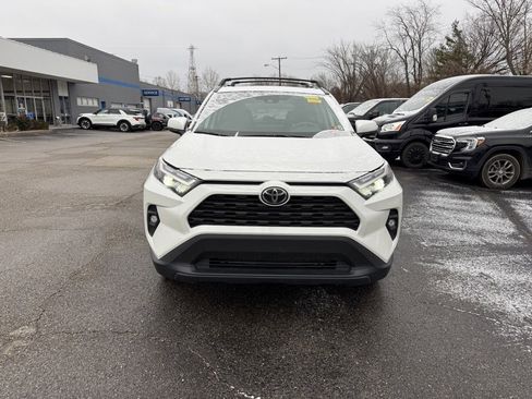 Used 2024 Toyota RAV4 XLE Premium image 4