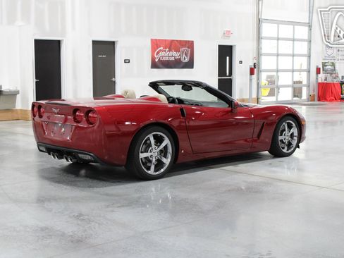 Used 2008 Chevrolet Corvette Convertible w/ Preferred Equipment Group image 4