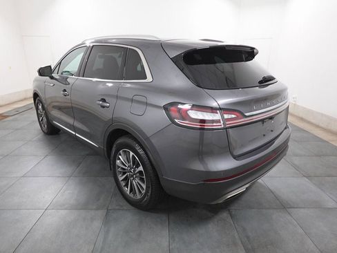 Used 2023 Lincoln Nautilus AWD w/ Premium Package image 3