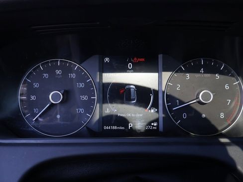 Used 2020 Land Rover Range Rover Velar S image 35