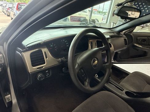 Used 2006 Chevrolet Monte Carlo LS FWD image 12